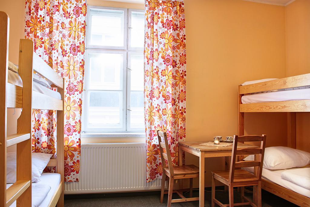Frolic Goats Hostel Poznań Eksteriør bilde