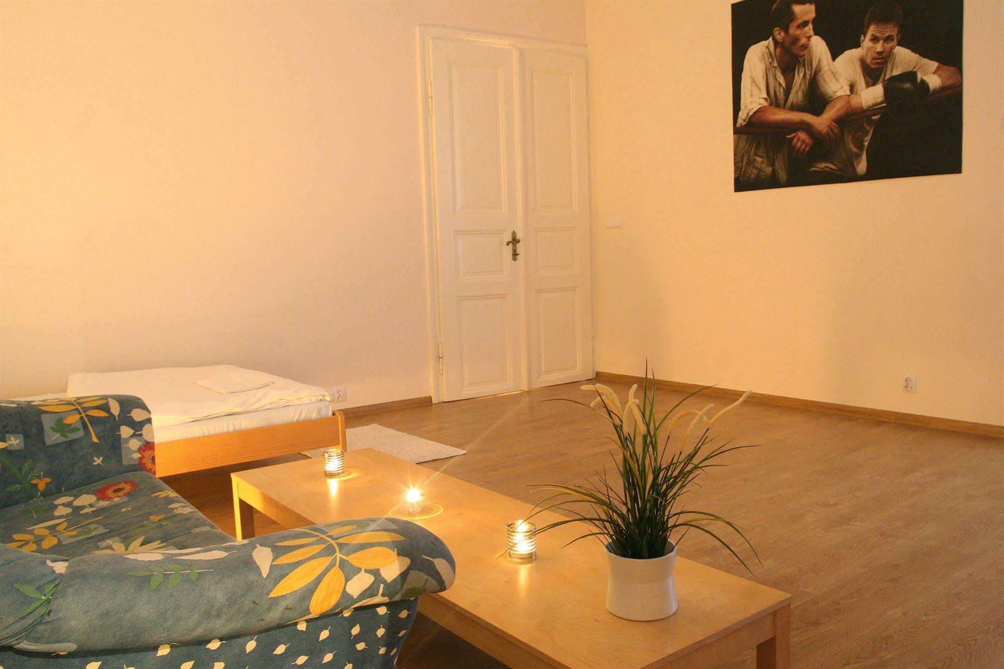 Frolic Goats Hostel Poznań Eksteriør bilde