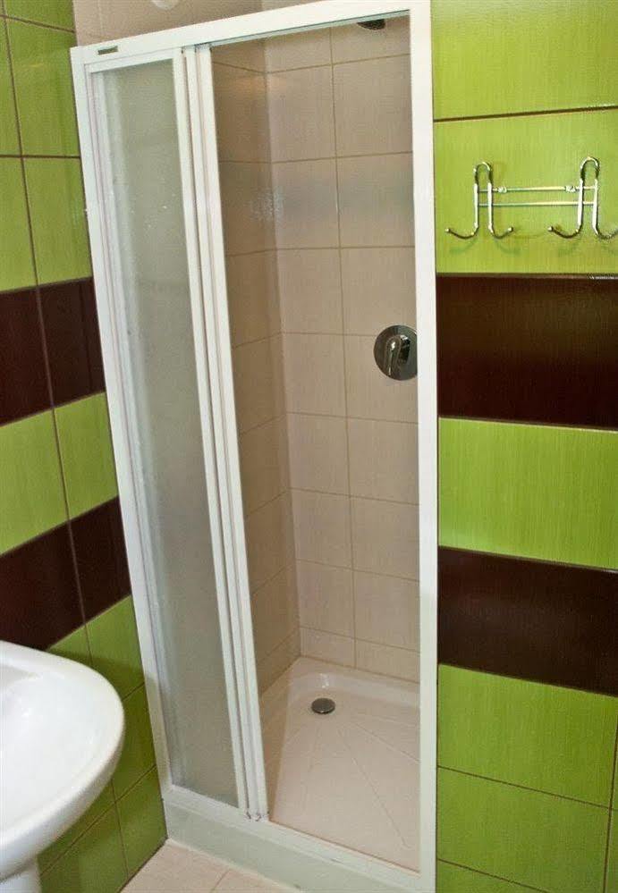 Frolic Goats Hostel Poznań Eksteriør bilde