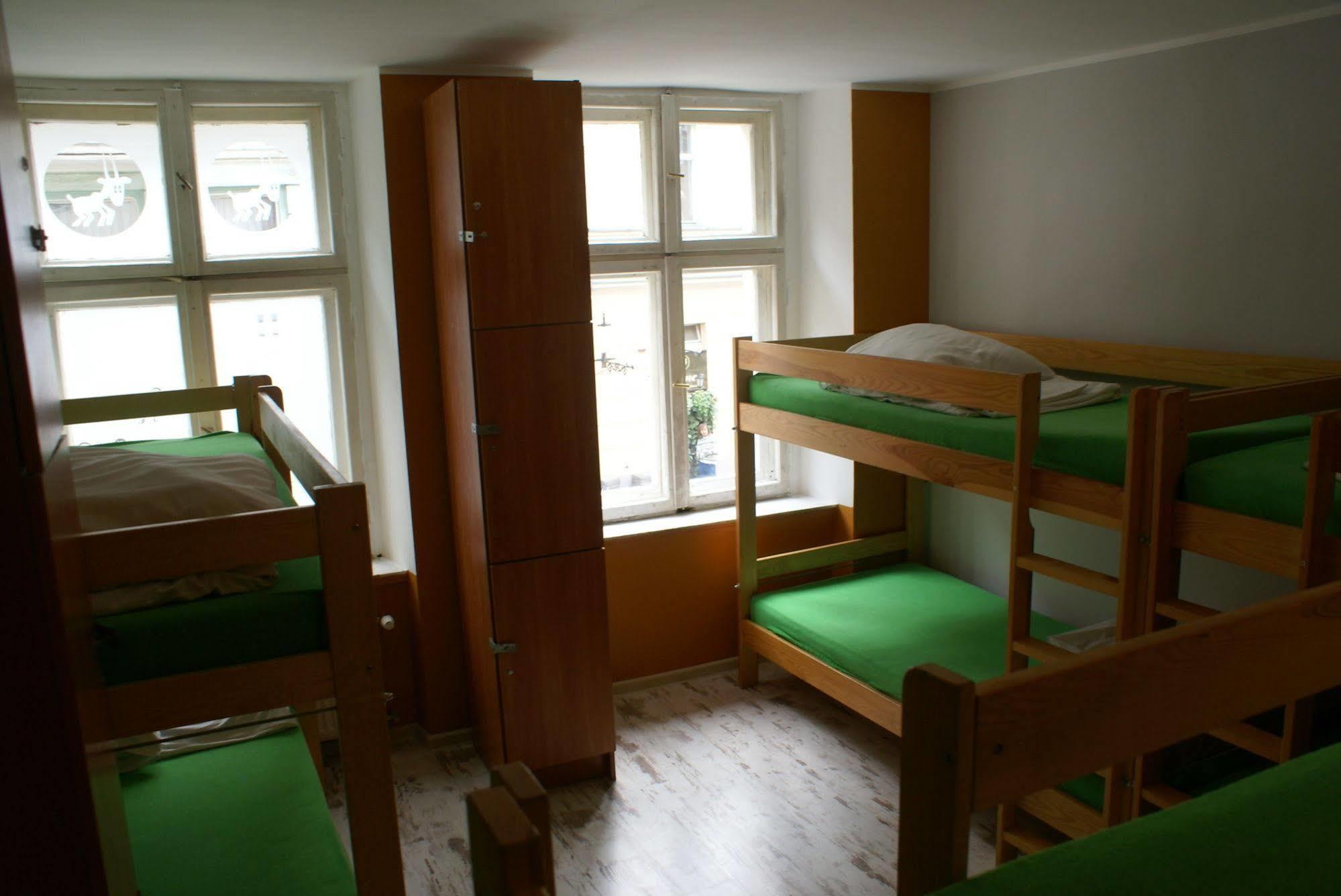 Frolic Goats Hostel Poznań Eksteriør bilde